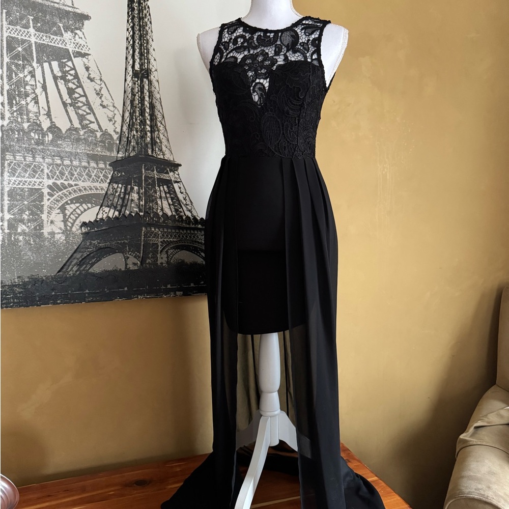 Passion Fusion Elegant Black Lace High-Low Dress